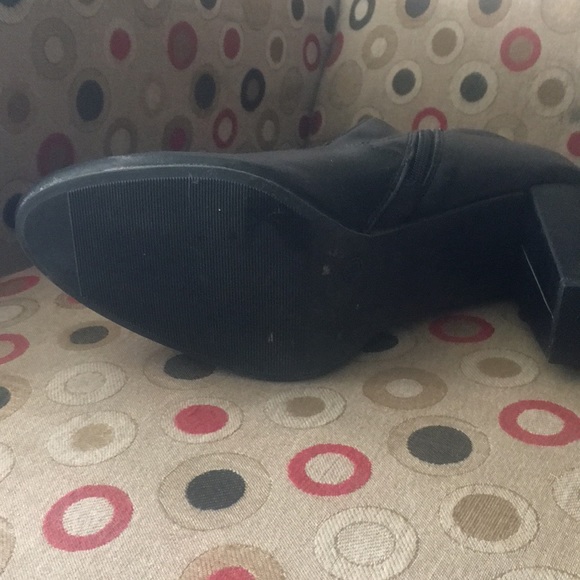 Madden black boots. - Picture 3 of 3